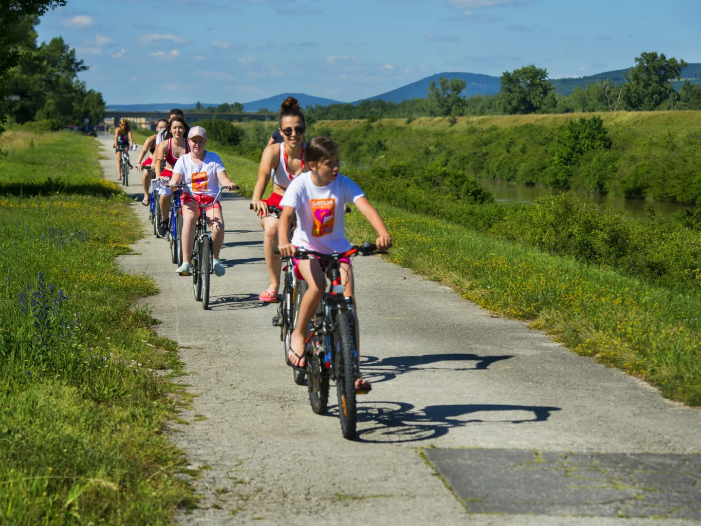 Kam na bicykel v okolí Piešťan? 6 najkrajších cyklovýletov, ktoré stoja za to