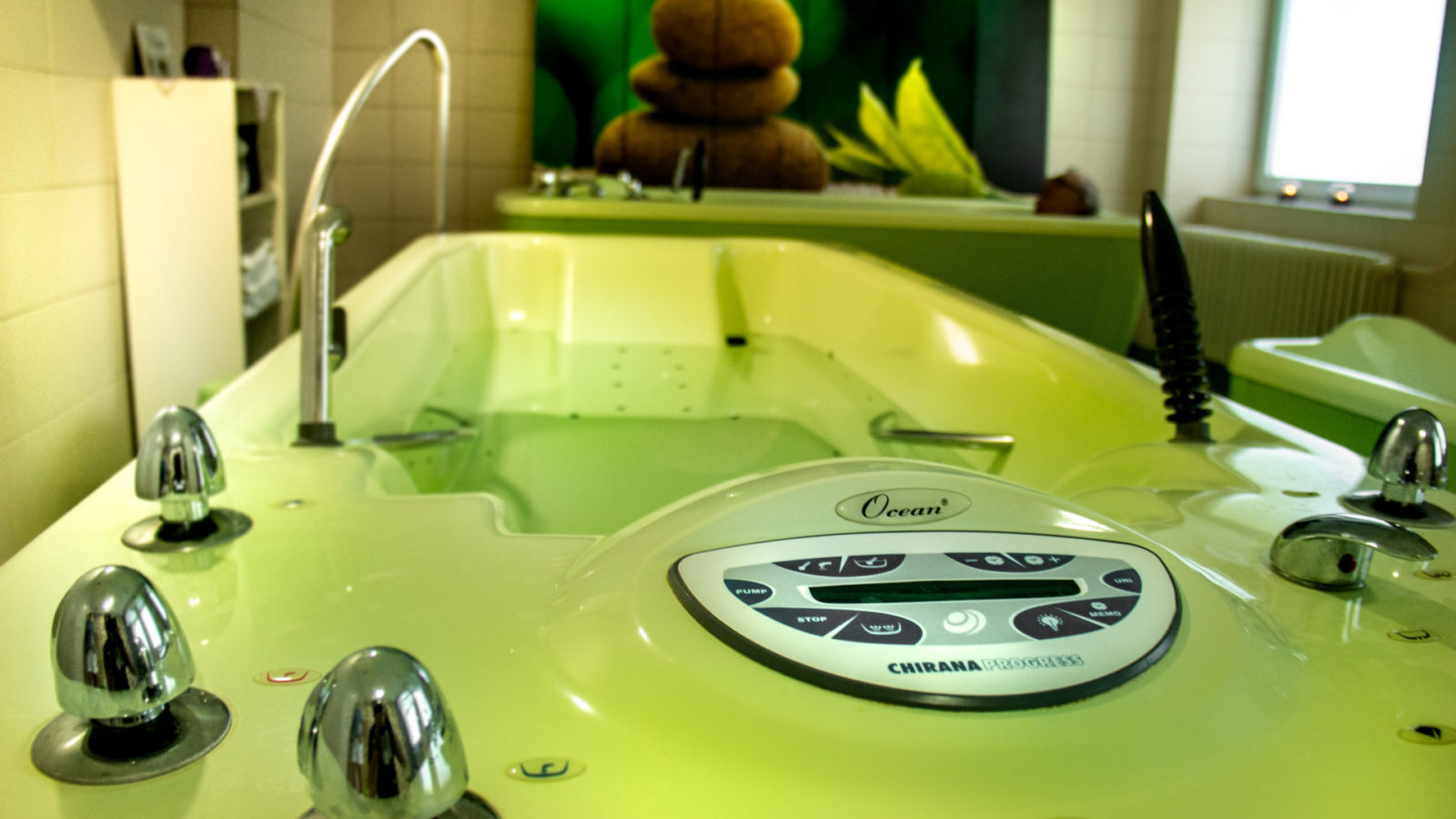 Hydromasážna vaňa