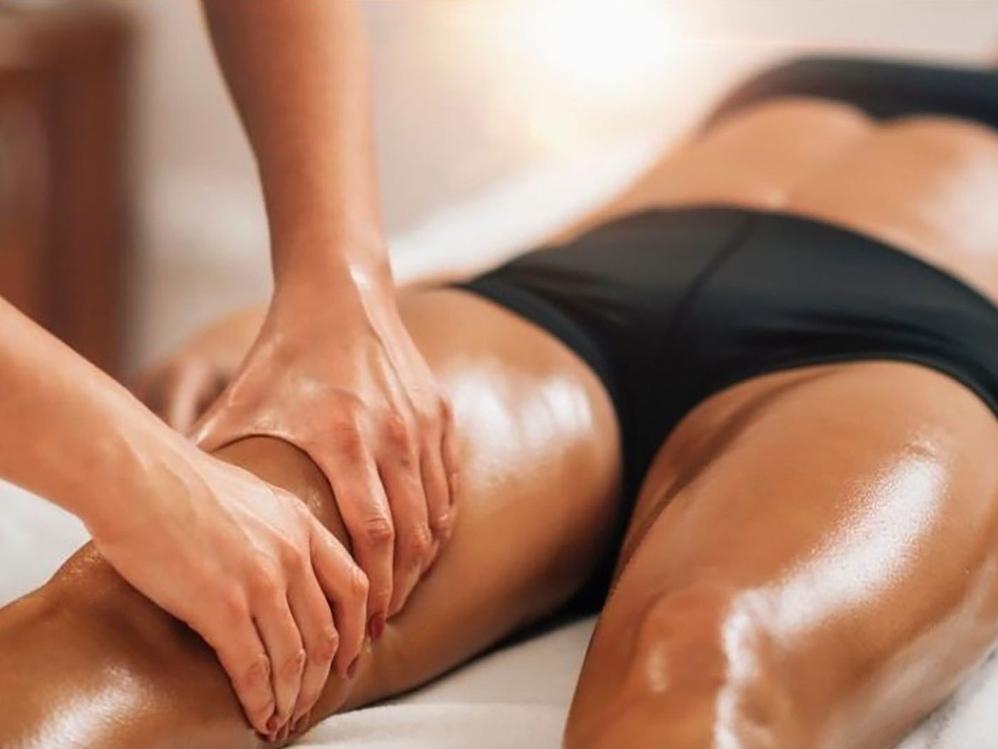 Anticelulitídna masáž + anticelulitídny zábal